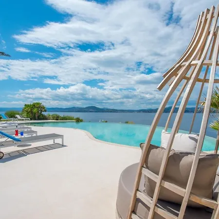 Villa With Helipad, Sauna And Infinity Pool Saint-Tropez